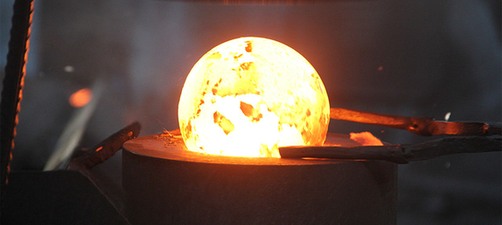 Calidad certificada Bolas de acero fundido Uso industrial Medios de molienda Minería de cemento Baja tasa de rotura